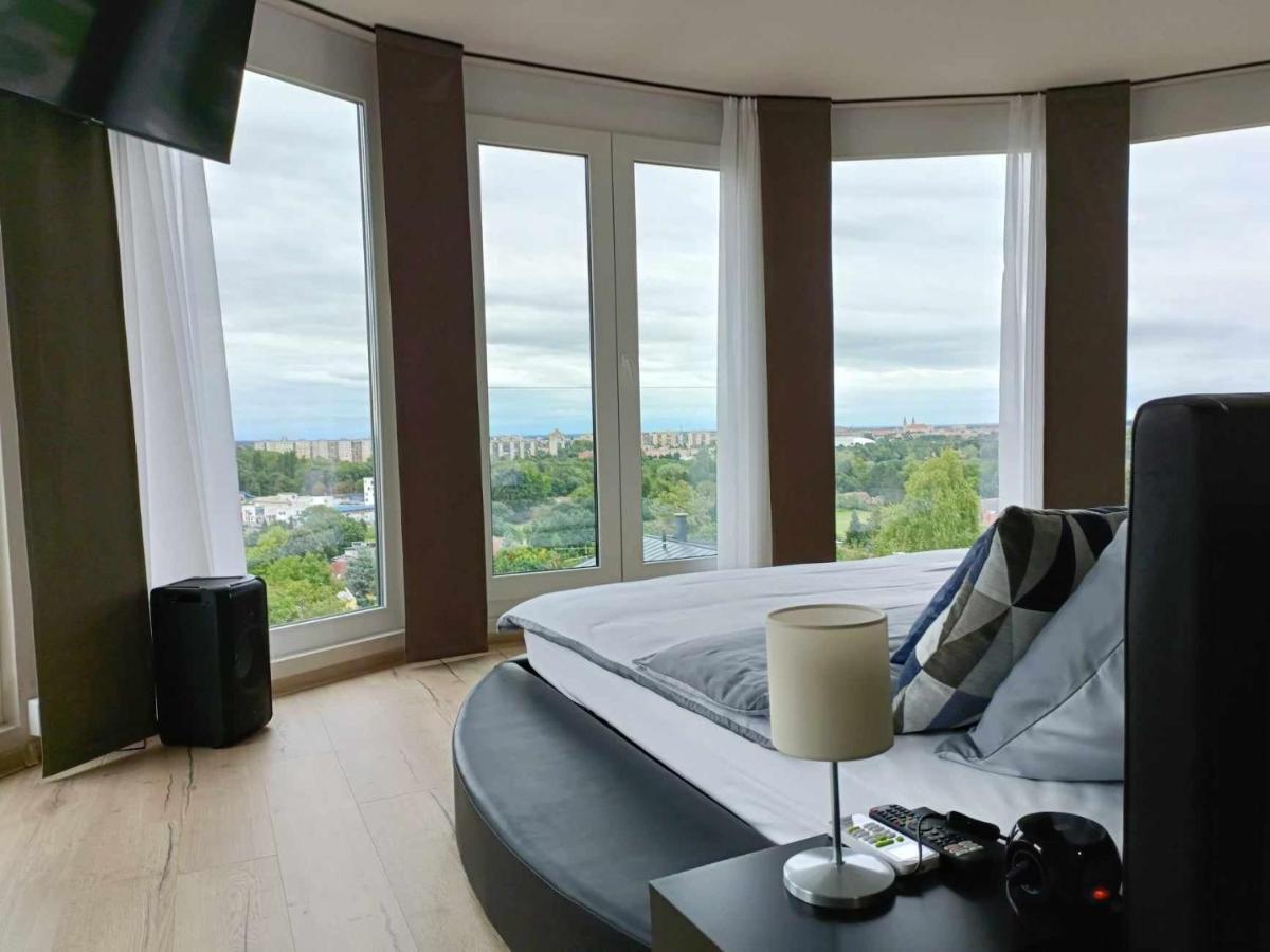 West Panorama Penthouse - Apartment With A Fantastic View Of The City Szombathely Exterior photo