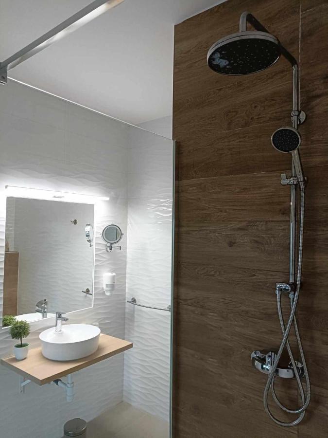 West Panorama Penthouse - Apartment With A Fantastic View Of The City Szombathely Exterior photo