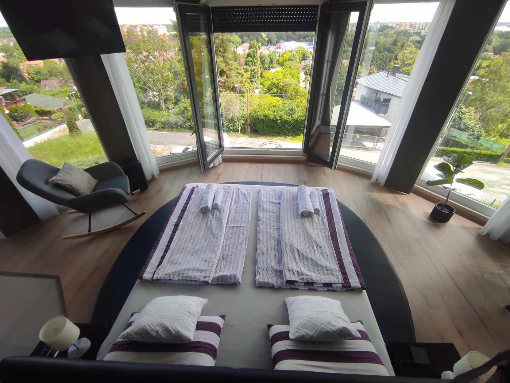 West Panorama Penthouse - Apartment With A Fantastic View Of The City Szombathely Exterior photo
